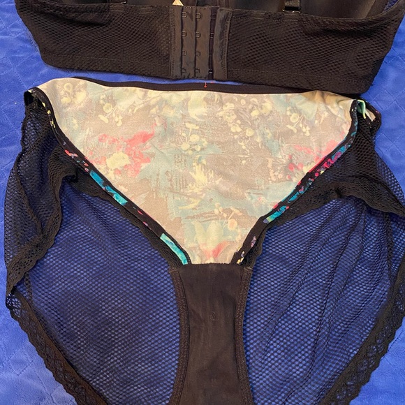 Deesse lingerie bra and panty set 38D 1X - Picture 6 of 6